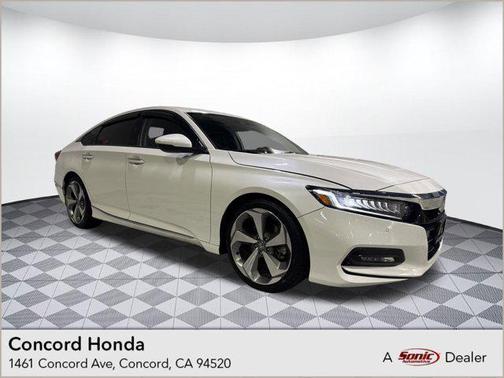 2019 Honda Accord Touring 2.0T