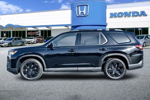 Crystal Black Pearl 2026 Honda Pilot Black Edition