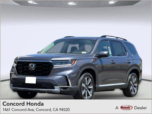 2025 Honda Pilot Touring 8-Passenger
