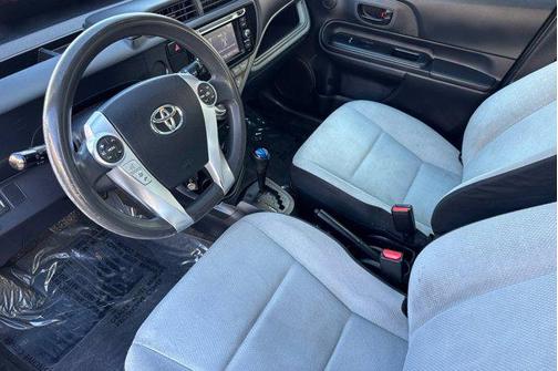 2015 Toyota Prius c One