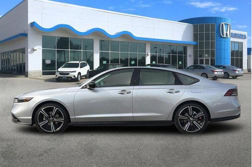 Solar Silver Metallic 2026 Honda Accord SE