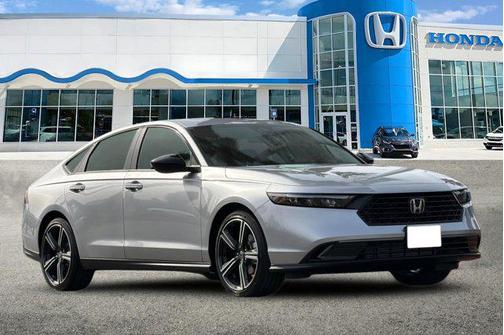 Solar Silver Metallic 2026 Honda Accord SE