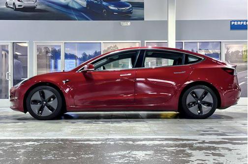 2018 Tesla Model 3 Mid Range