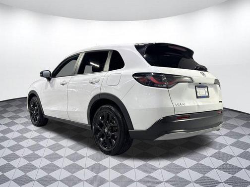 2023 Honda HR-V 2WD Sport