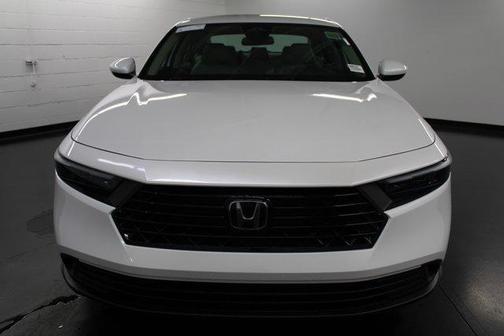 2025 Honda Accord LX 1.5T