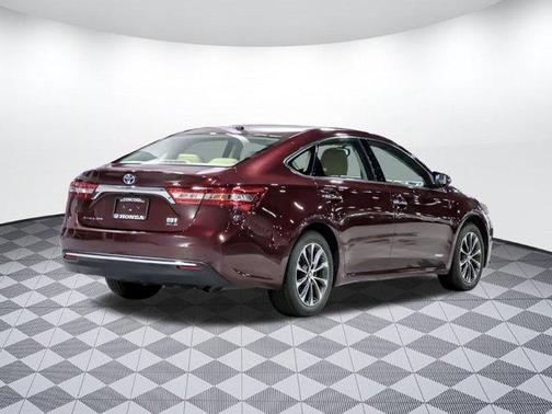2016 Toyota Avalon Hybrid XLE Premium