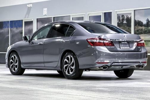 Modern Steel Metallic 2016 Honda Accord EX-L