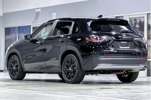 2023 Honda HR-V 2WD Sport