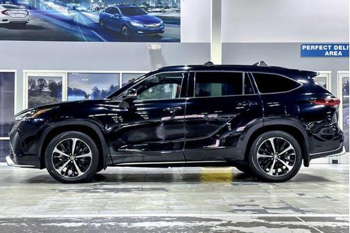 2021 Toyota Highlander XSE