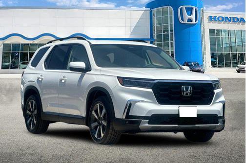 2025 Honda Pilot Touring 8-Passenger