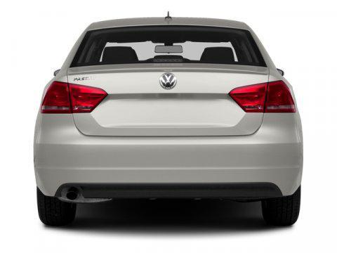 2014 Volkswagen Passat 3.6L V6 DSG SEL Premium