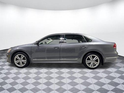 2014 Volkswagen Passat 3.6L V6 DSG SEL Premium
