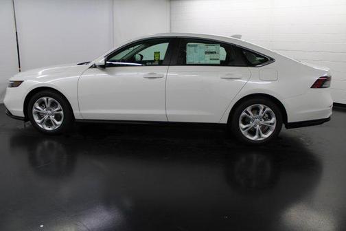2025 Honda Accord LX 1.5T