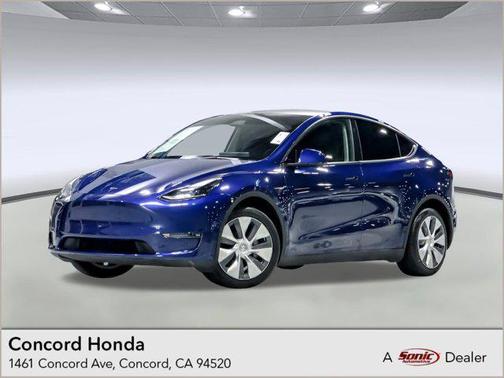 2024 Tesla Model Y Long Range Dual Motor All-Wheel Drive