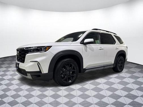 2025 Honda Pilot Touring 8-Passenger