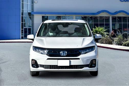 Platinum White Pearl 2026 Honda Odyssey Elite