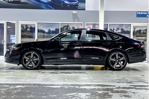 2024 Honda Accord Hybrid Base