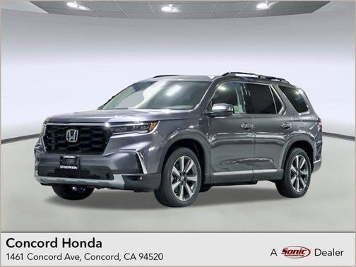 2025 Honda Pilot Touring 8-Passenger