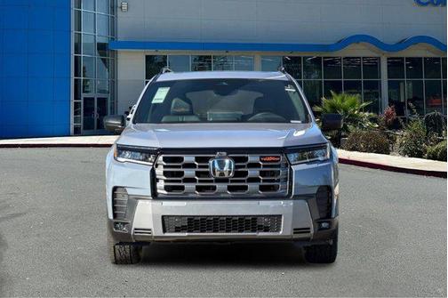 Sonic Gray Pearl 2026 Honda Pilot TrailSport