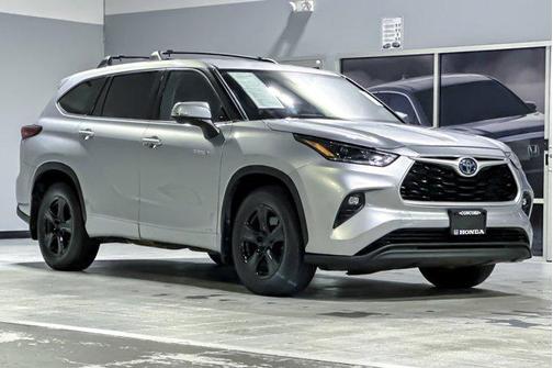2021 Toyota Highlander Hybrid LE