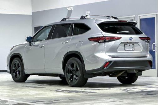 2021 Toyota Highlander Hybrid LE