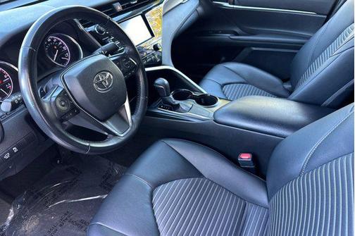 2019 Toyota Camry SE