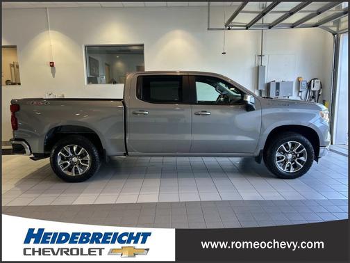 Sterling Gray Metallic 2024 Chevrolet Silverado 1500 LT (2FL)