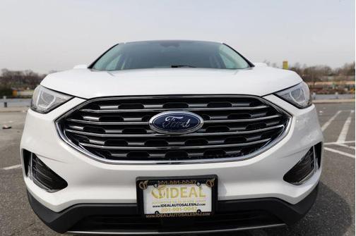 White 2020 Ford Edge SEL