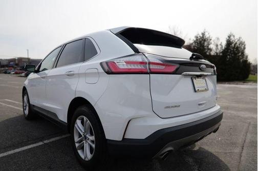 White 2020 Ford Edge SEL