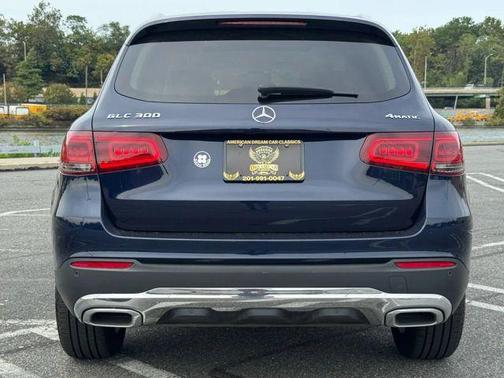 2021 Mercedes-Benz GLC 300 Base 4MATIC