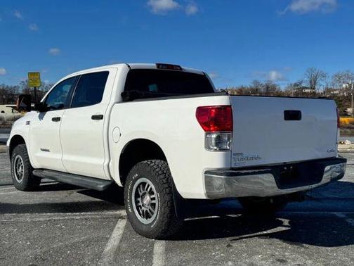 2010 Toyota Tundra Grade