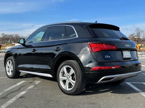2020 Audi Q5 45 Premium