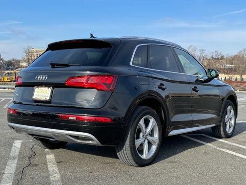 2020 Audi Q5 45 Premium