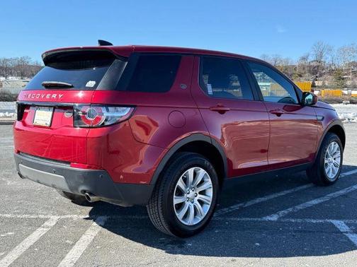 2017 Land Rover Discovery Sport SE