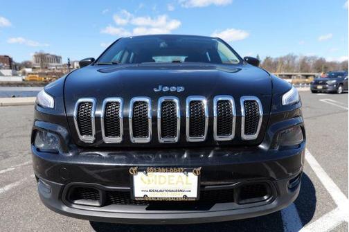 2014 Jeep Cherokee Sport