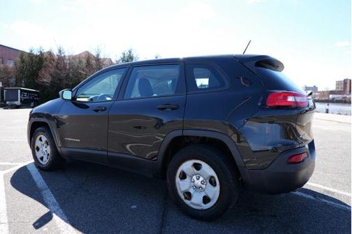 2014 Jeep Cherokee Sport