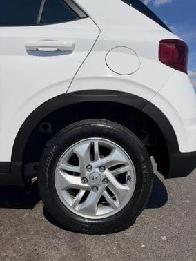 2024 Hyundai VENUE SE