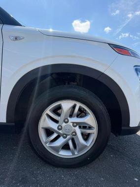 2024 Hyundai VENUE SE