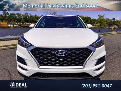White 2020 Hyundai TUCSON SE
