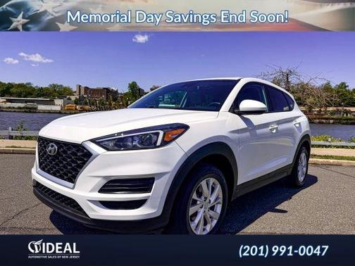 White 2020 Hyundai TUCSON SE