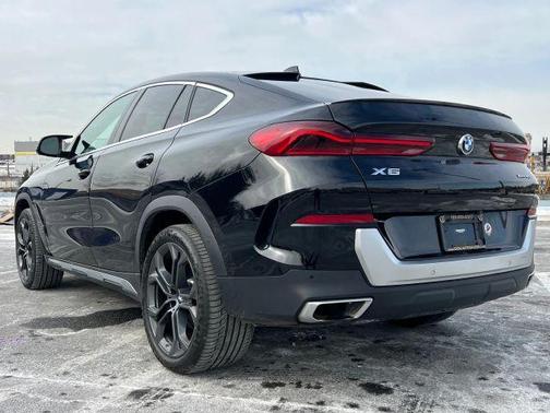 2022 BMW X6 xDrive40i