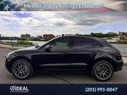Black 2017 Porsche Macan S