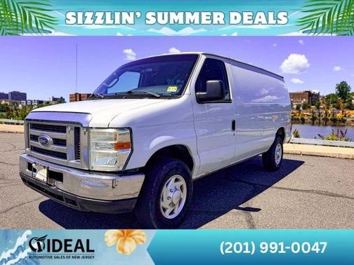 White 2011 Ford E350 Super Duty Base