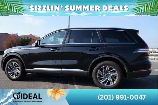 Black 2023 Lincoln Aviator Livery