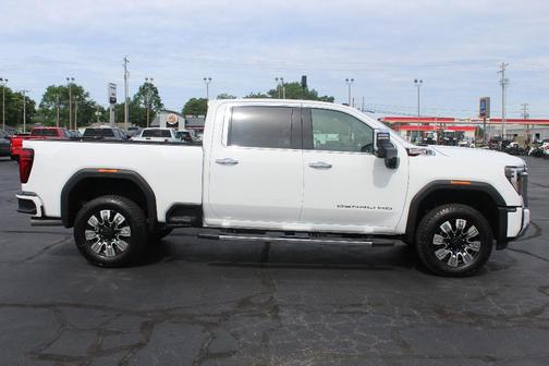Summit White 2026 GMC Sierra 2500 Denali