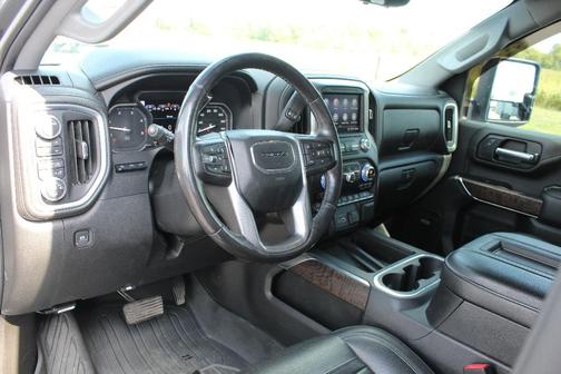 2020 GMC Sierra 2500 Denali