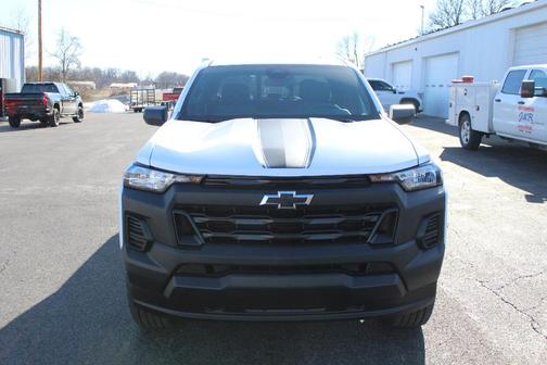 2025 Chevrolet Colorado WT