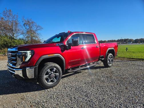 2025 GMC Sierra 2500 SLT
