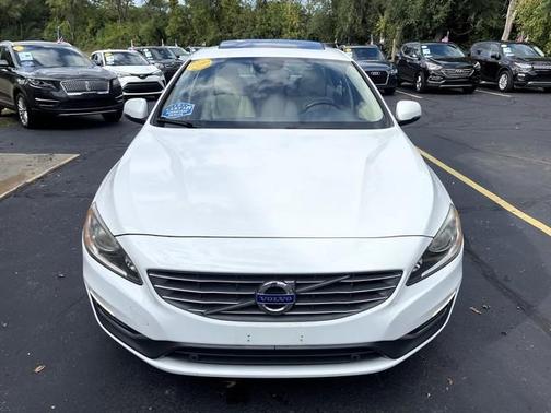 2015 Volvo S60 T5 Premier Plus