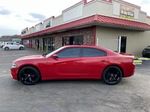 2017 Dodge Charger SXT